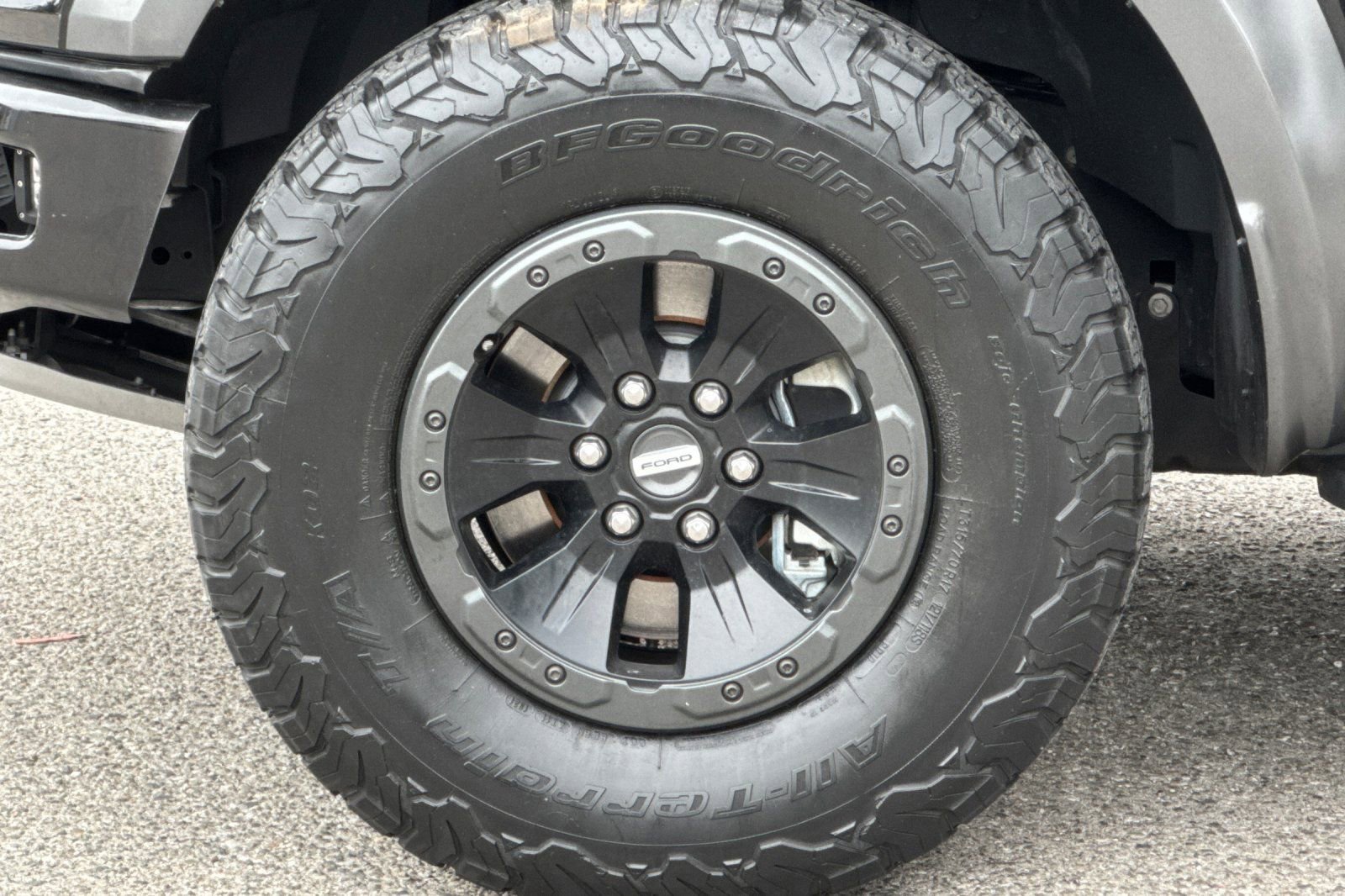 Used 2018 Ford F150 Raptor w/ Equipment Group 802A Luxury AWD/4WD image 26