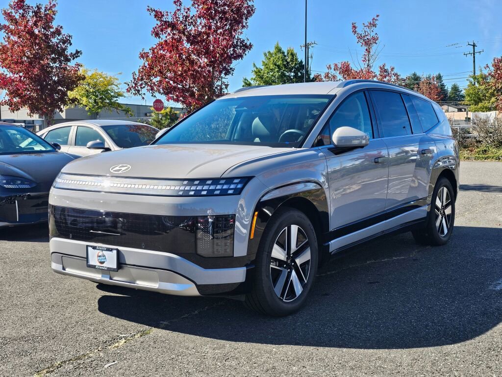 New 2026 Hyundai Ioniq 9 SEL image 3