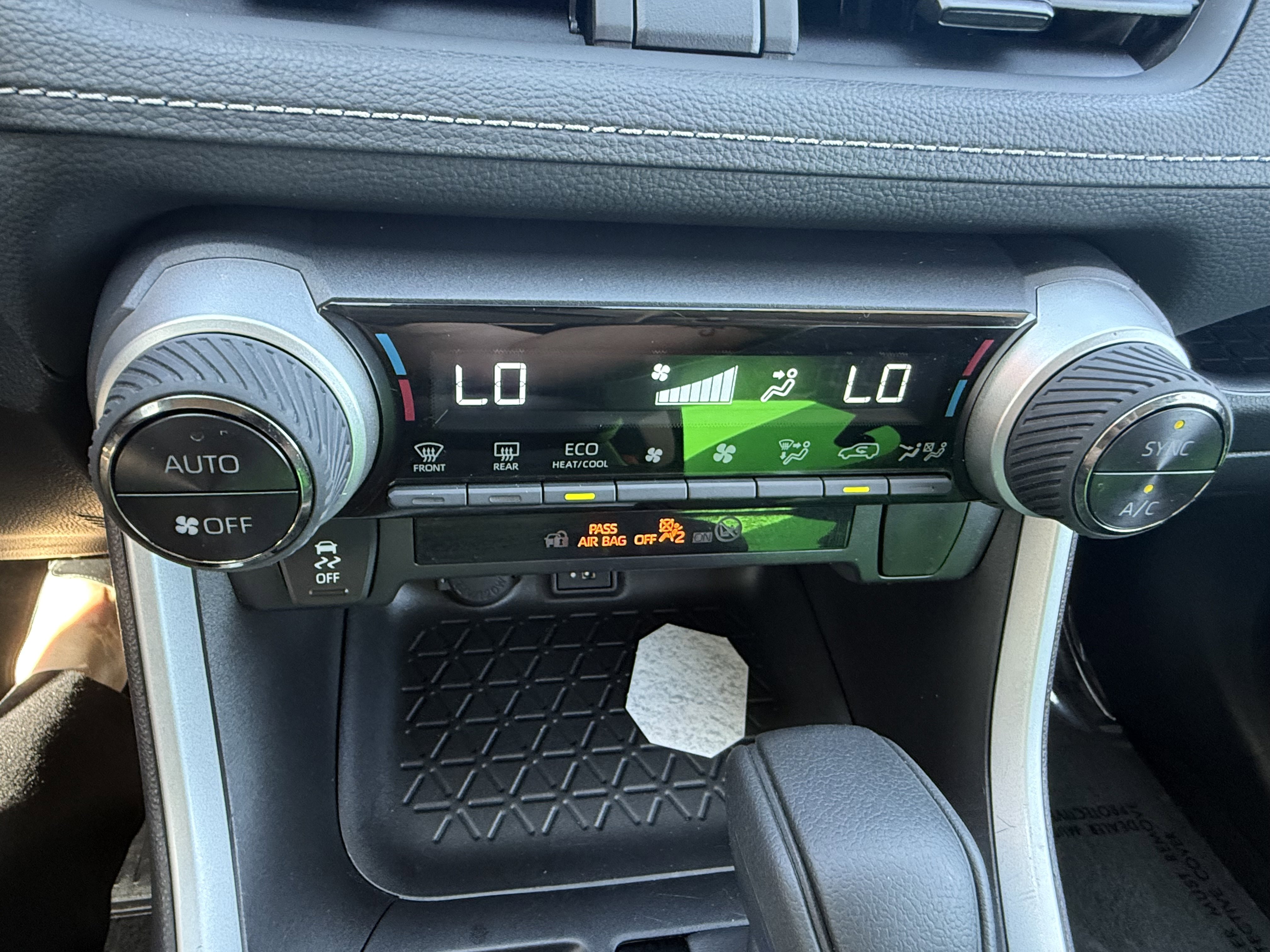 Certified 2025 Toyota RAV4 XLE image 25