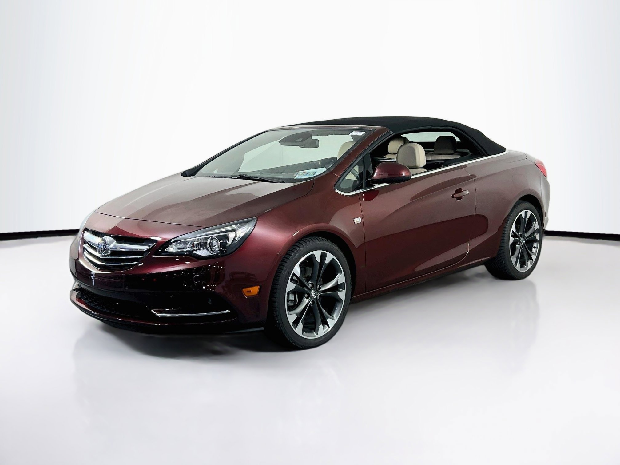 Used 2019 Buick Cascada Premium FWD image 1