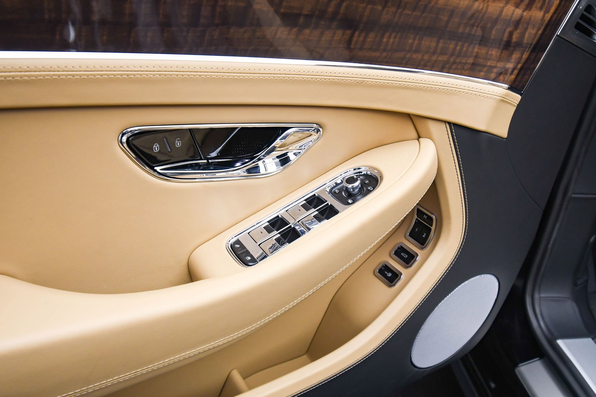 New 2026 Bentley Continental GTC image 40