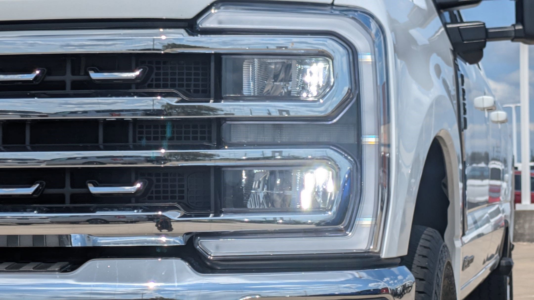 Used 2024 Ford F250 Lariat image 10