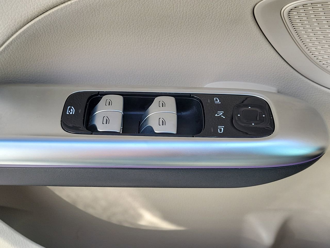 Certified 2022 Mercedes-Benz C 300 4MATIC Sedan image 24