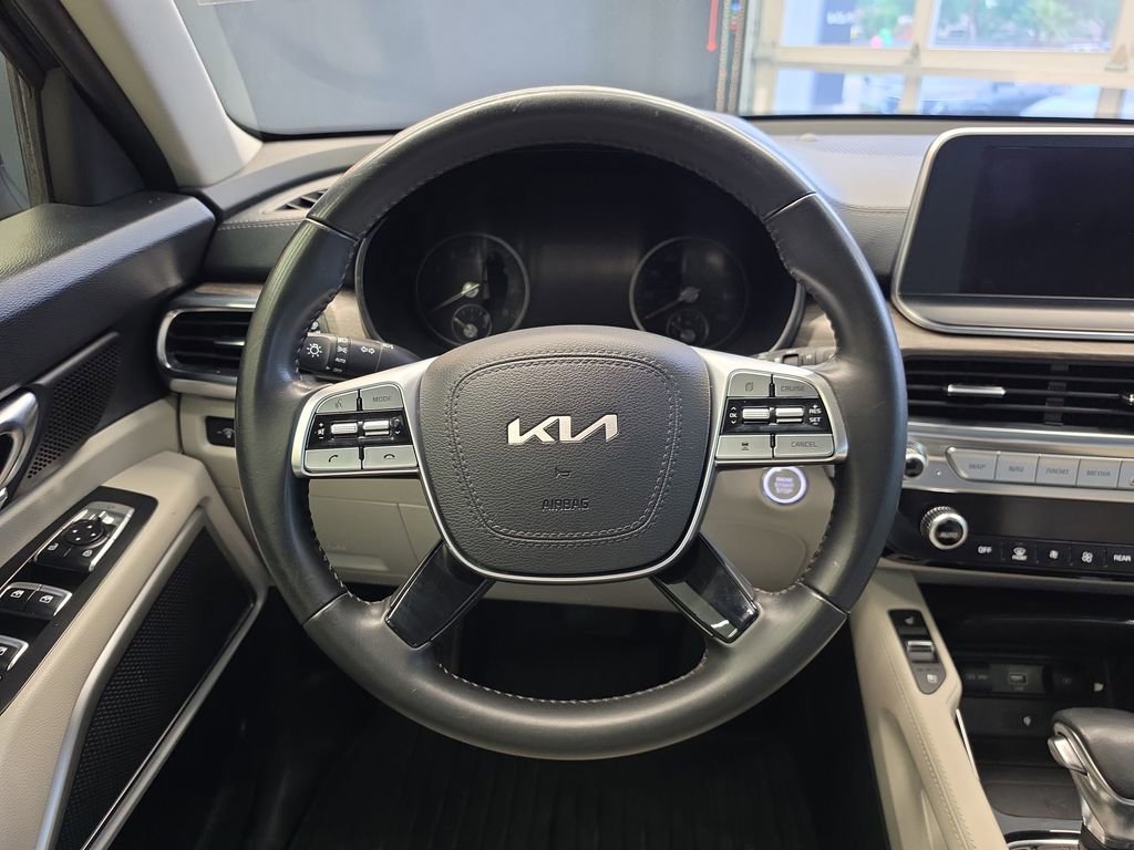 Used 2022 Kia Telluride EX w/ EX Premium Package FWD image 21