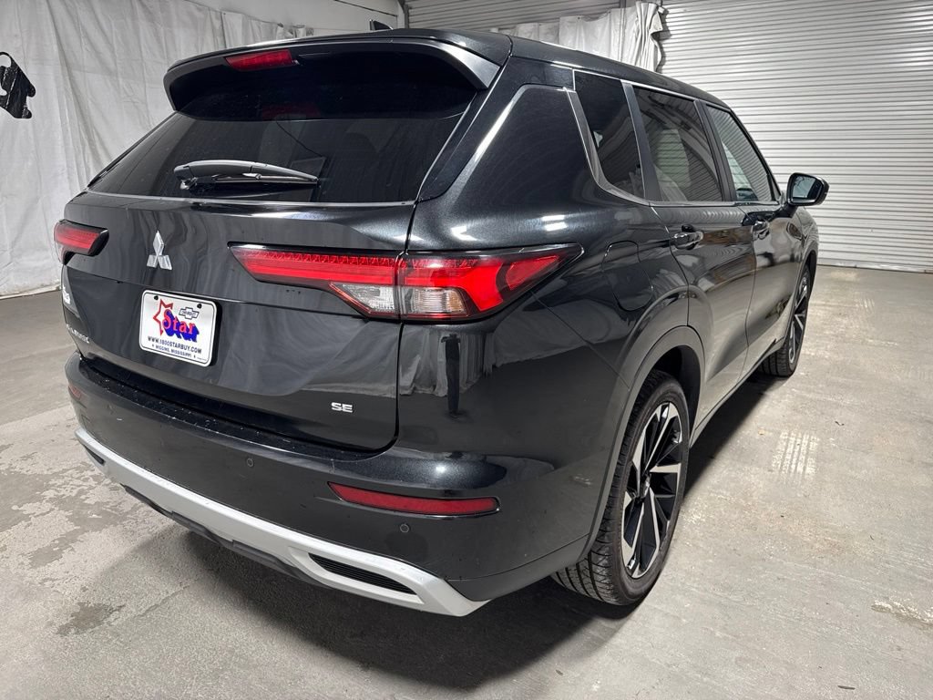 Used 2024 Mitsubishi Outlander SE FWD image 7