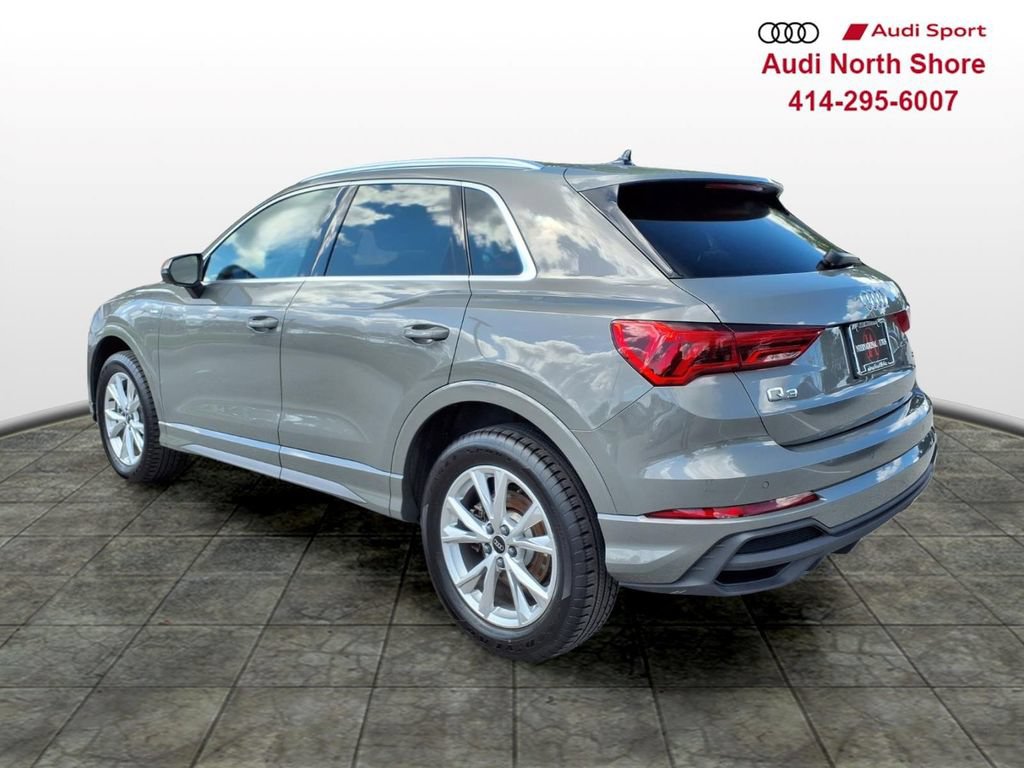 Used 2024 Audi Q3 2.0T Premium Plus w/ Premium Plus Package AWD/4WD image 4