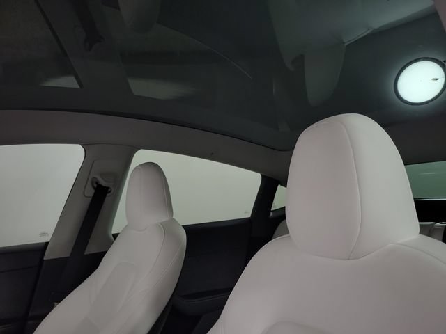 Used 2024 Tesla Model Y Long Range AWD/4WD image 21