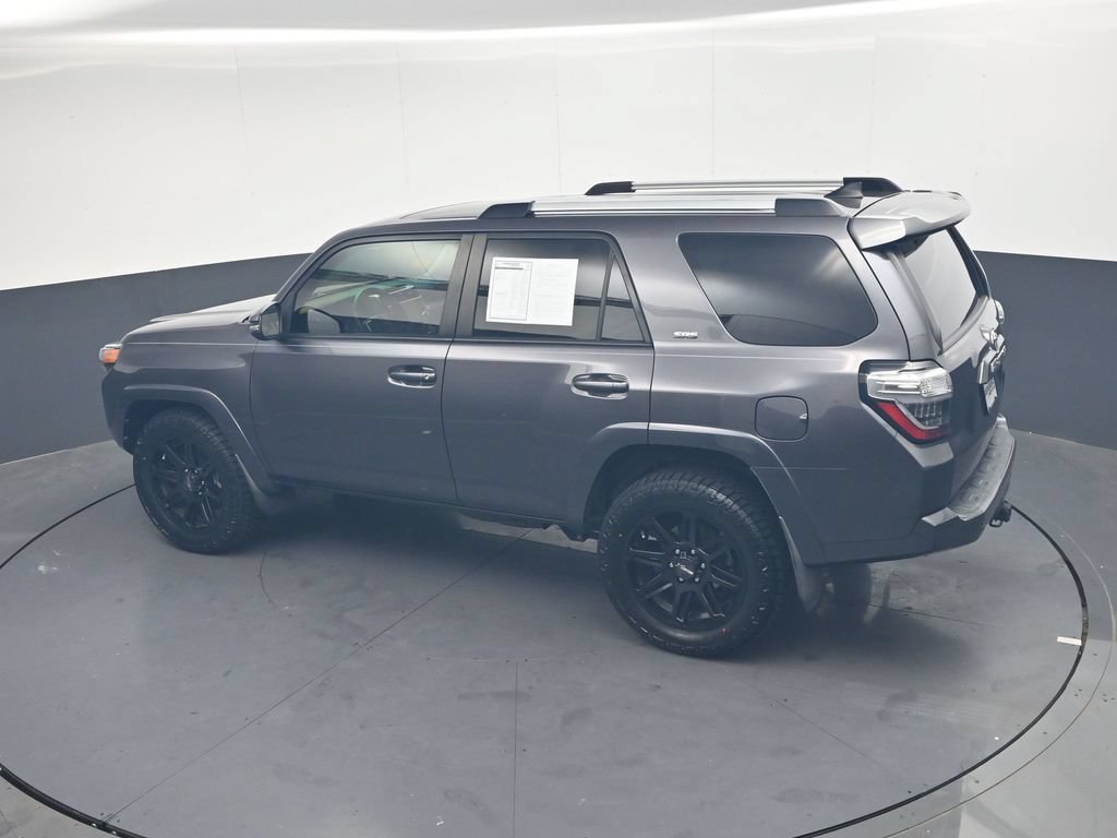 Used 2021 Toyota 4Runner SR5 Premium w/ Moonroof Package RWD image 31