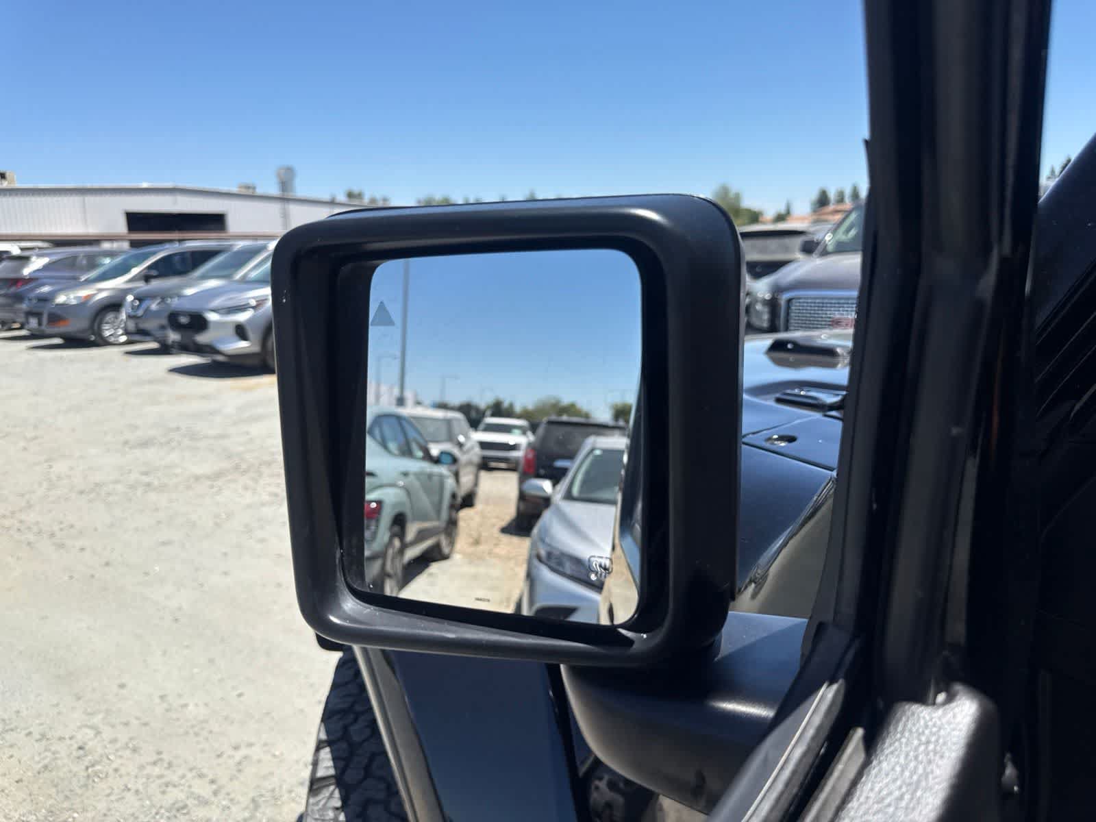 Used 2020 Jeep Gladiator Rubicon AWD/4WD image 18