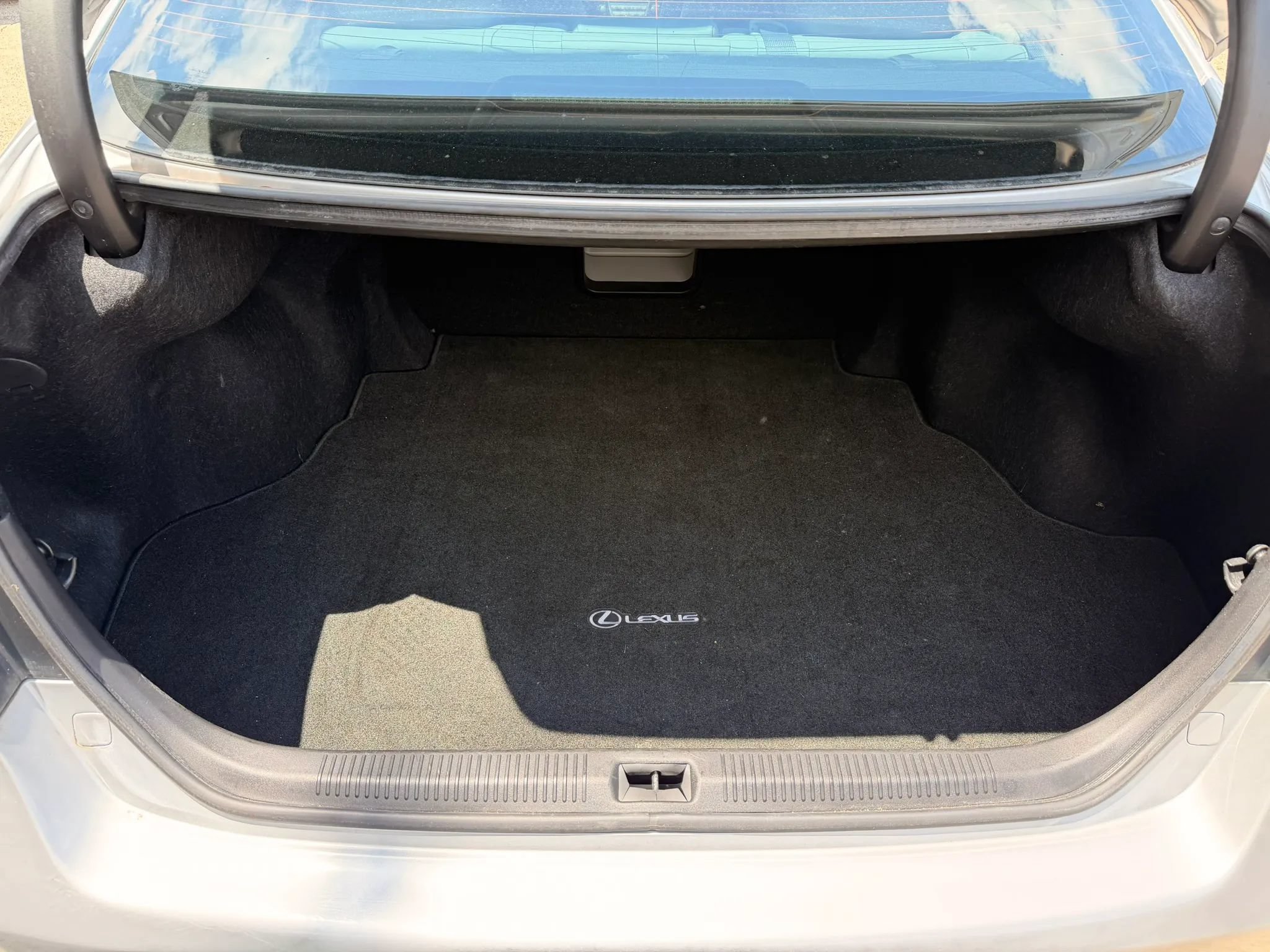 Used 2011 Lexus ES 350 FWD image 13
