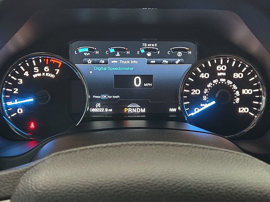 Used 2018 Ford F150 King Ranch w/ Equipment Group 601A Luxury AWD/4WD image 17