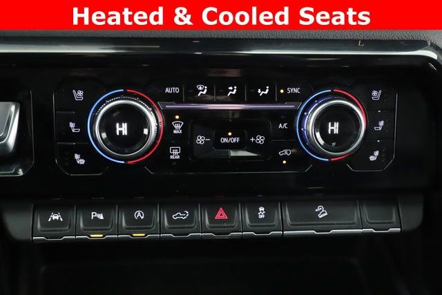 Used 2024 GMC Sierra 1500 AT4 w/ Technology Package image 4