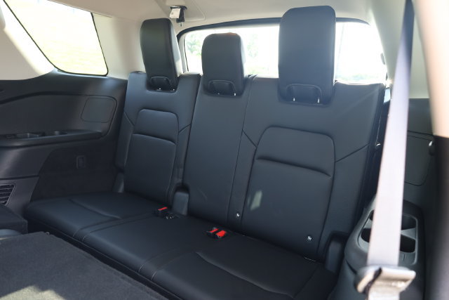 Used 2024 Nissan Pathfinder SL AWD/4WD image 29