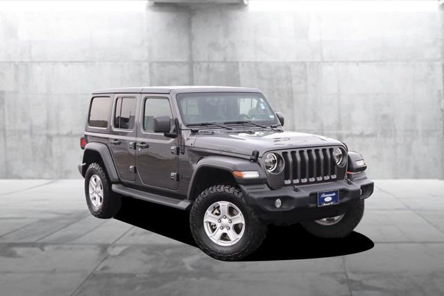 Used 2022 Jeep Wrangler Unlimited Sport image 2