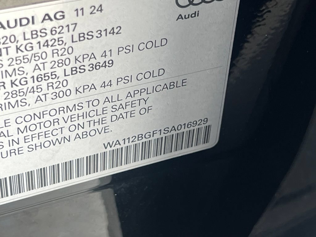 Used 2025 Audi Q6 e-tron Premium w/ Convenience Package RWD image 54