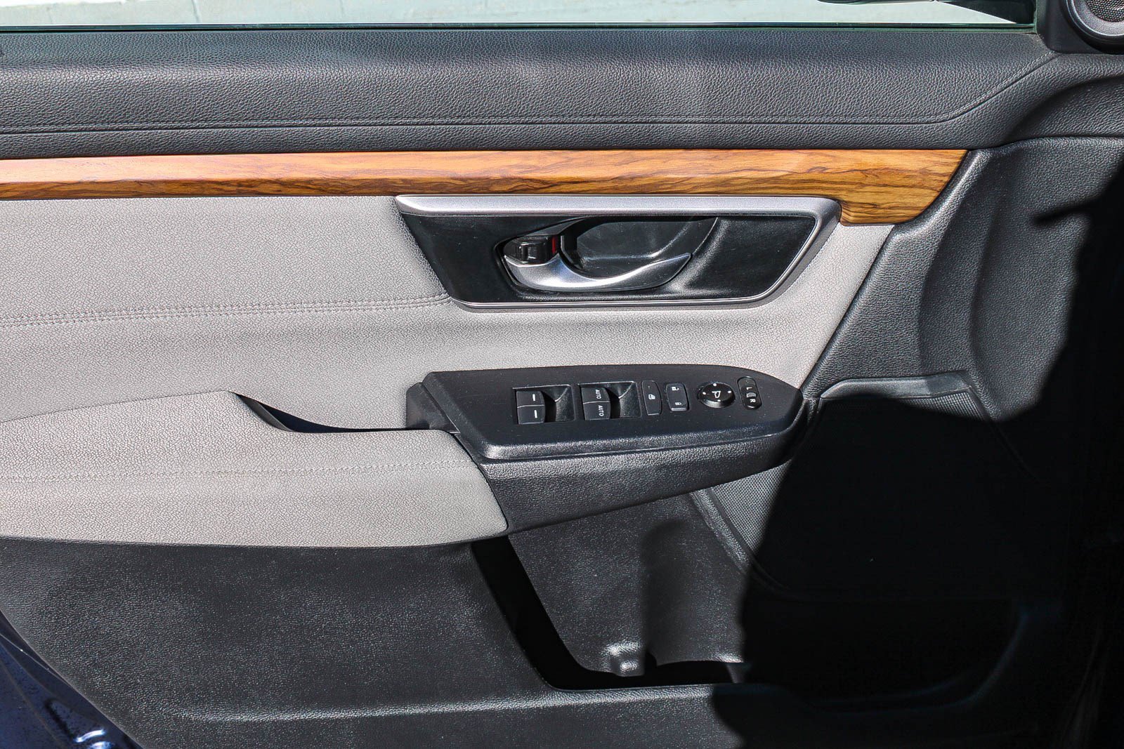 Used 2020 Honda CR-V EX image 21