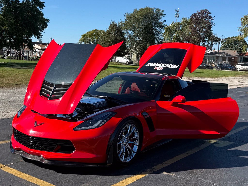 Used 2015 Chevrolet Corvette Z06 RWD image 11