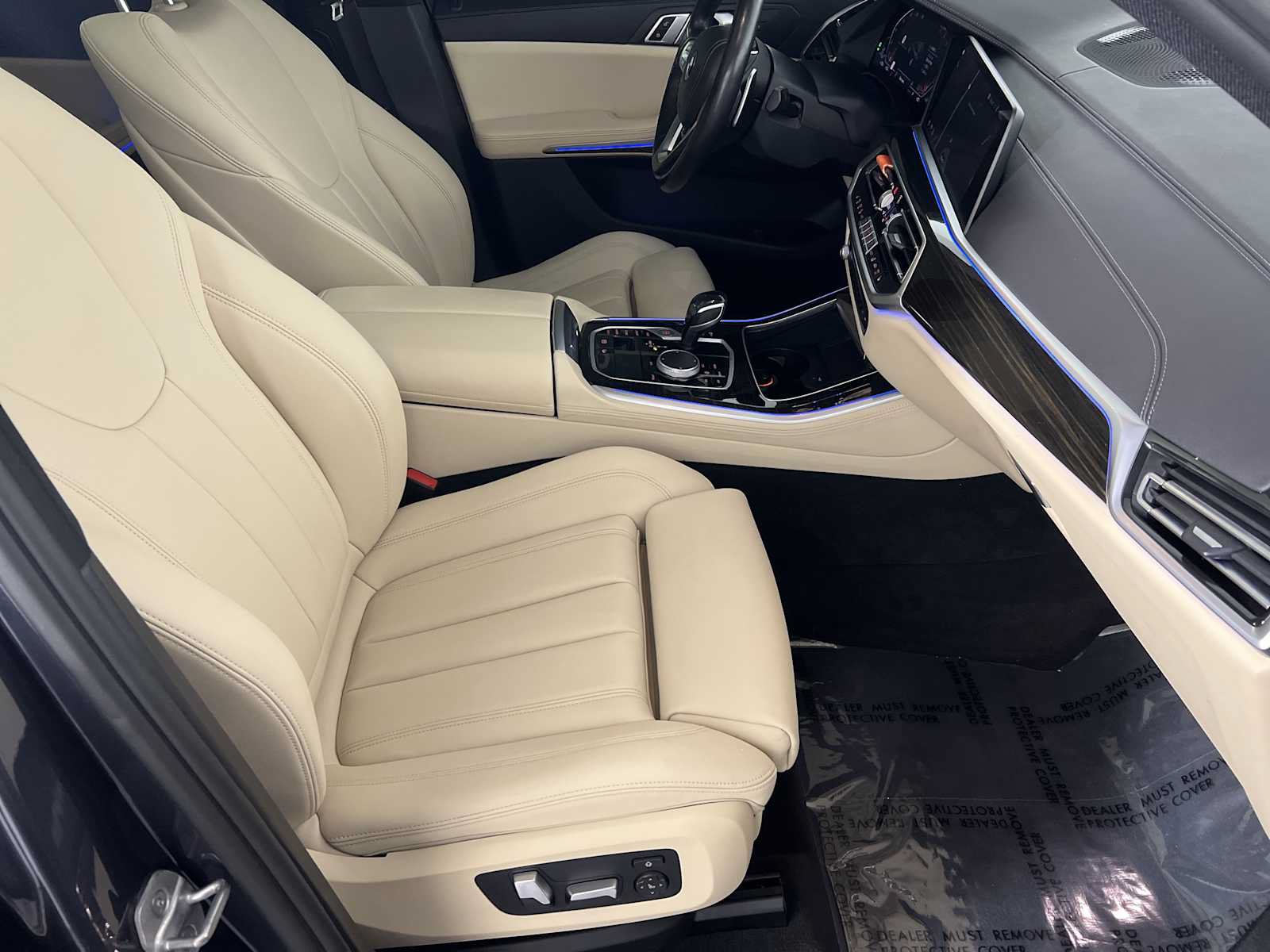 Used 2021 BMW X5 M50i w/ Premium Package AWD/4WD image 18
