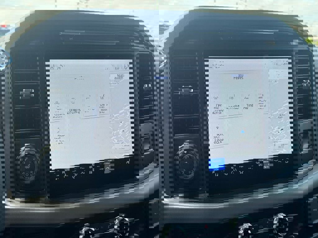 New 2025 Ford F150 XLT w/ Equipment Group 302A MID image 27