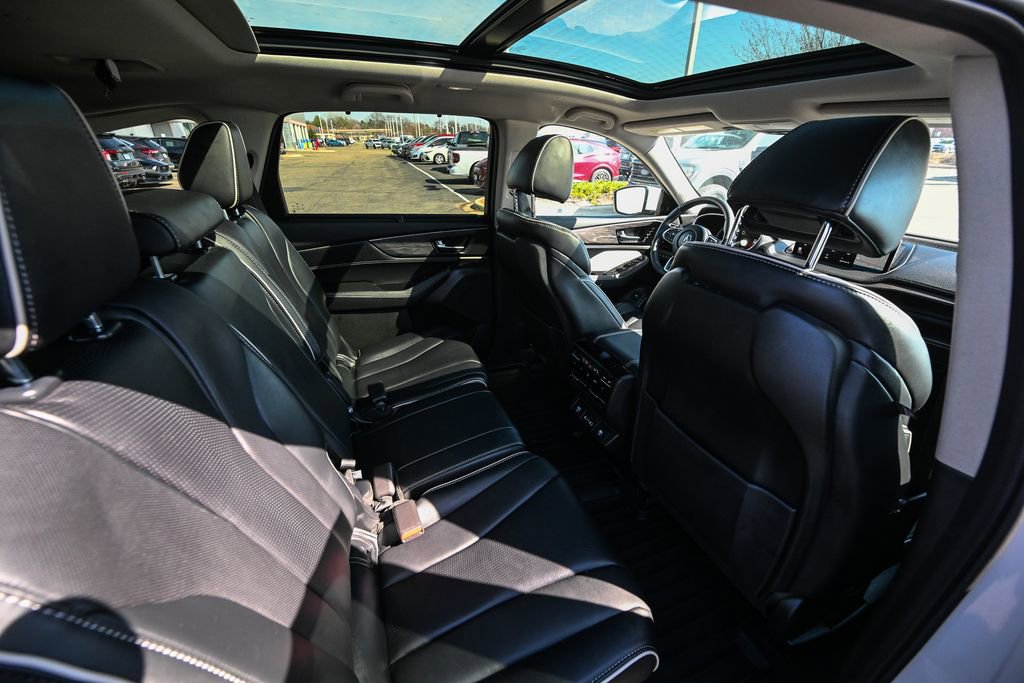 Used 2023 Acura MDX SH-AWD w/ Advance Package image 27