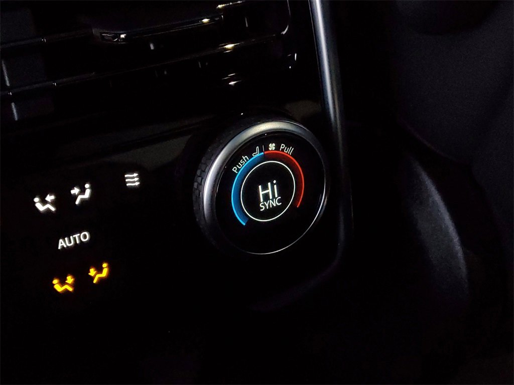 New 2025 Land Rover Range Rover SE image 32