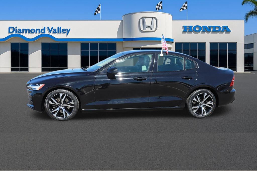 Used 2024 Volvo S60 B5 Core FWD image 9