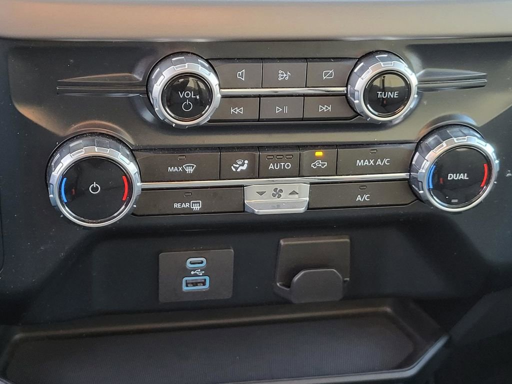 Used 2024 Ford F150 XLT w/ Tow/Haul Package image 26