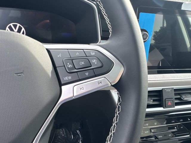 New 2025 Volkswagen Taos SE image 7