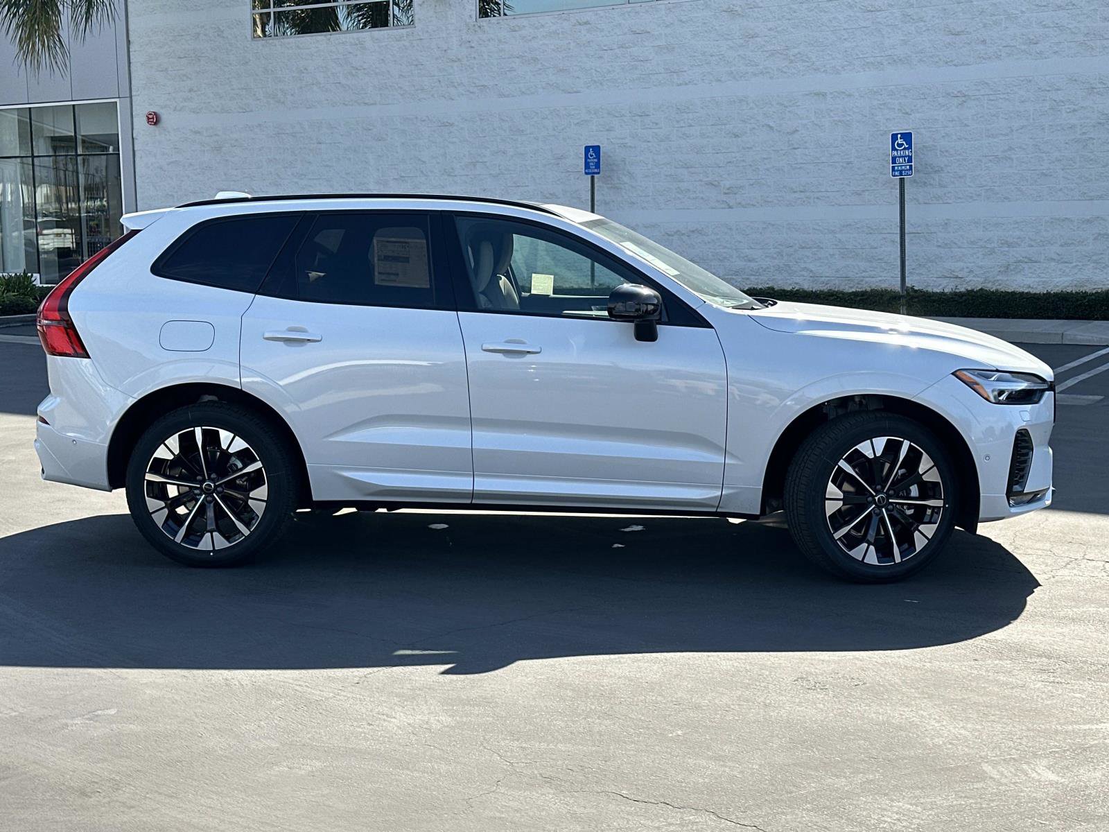 New 2026 Volvo XC60 B5 Plus w/ Protection Package Premier AWD/4WD image 3