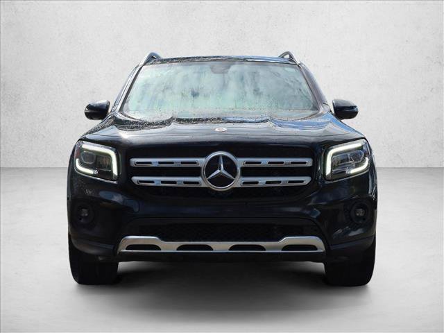 Used 2023 Mercedes-Benz GLB 250 4MATIC w/ Premium Package image 2