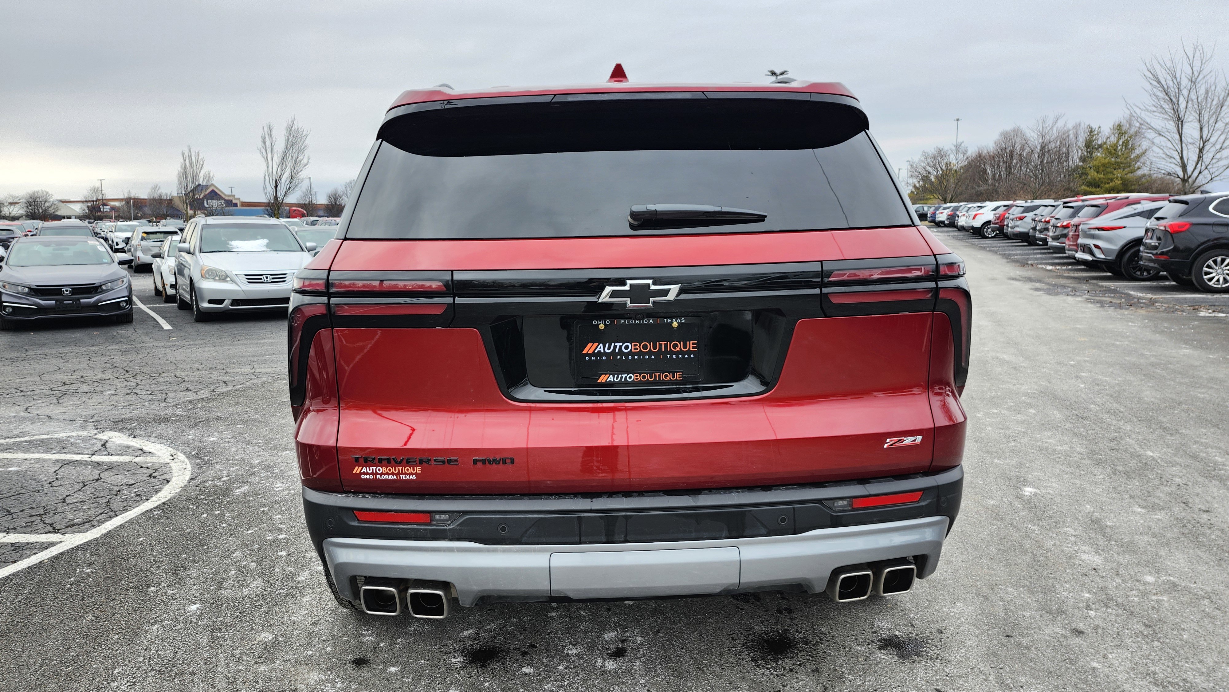 Used 2025 Chevrolet Traverse Z71 w/ LPO, Floor Liner Package image 17