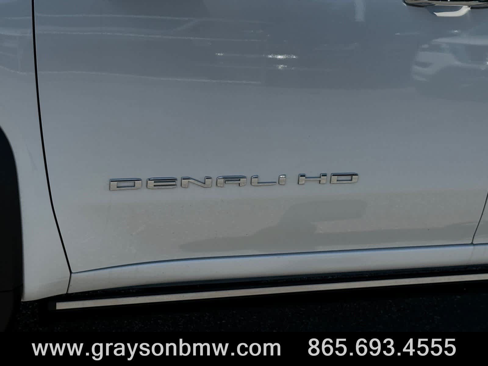 Used 2025 GMC Sierra 2500 Denali Ultimate AWD/4WD image 10