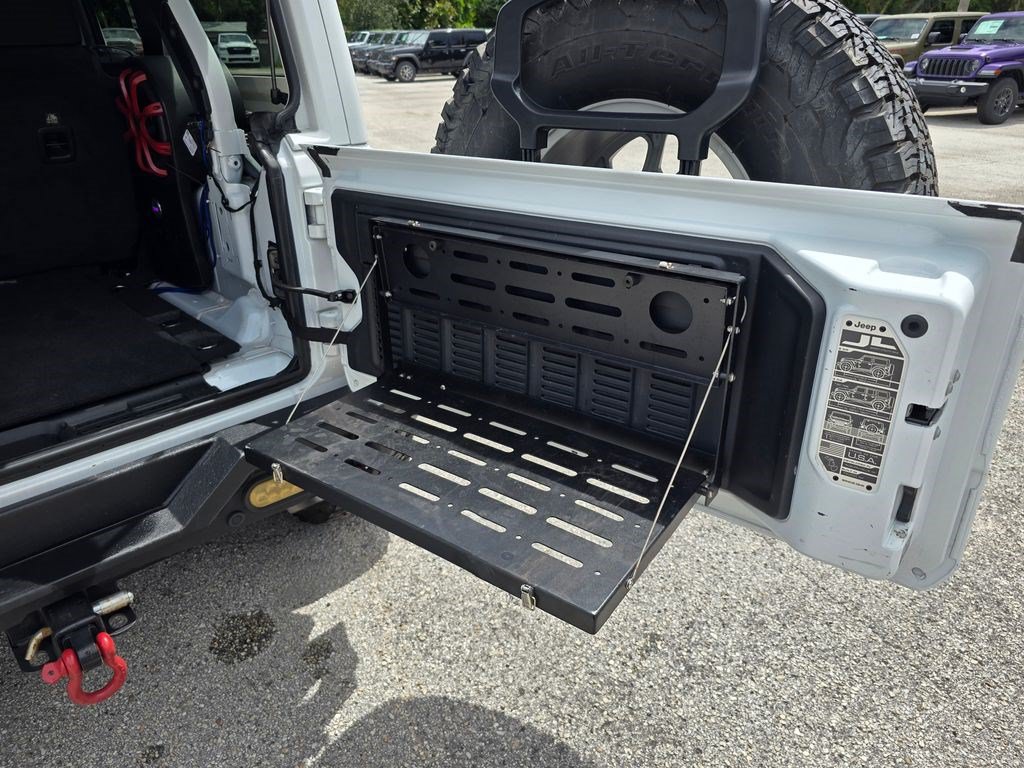 Used 2022 Jeep Wrangler Unlimited Rubicon w/ Xtreme Recon 35" Tire Package AWD/4WD image 53