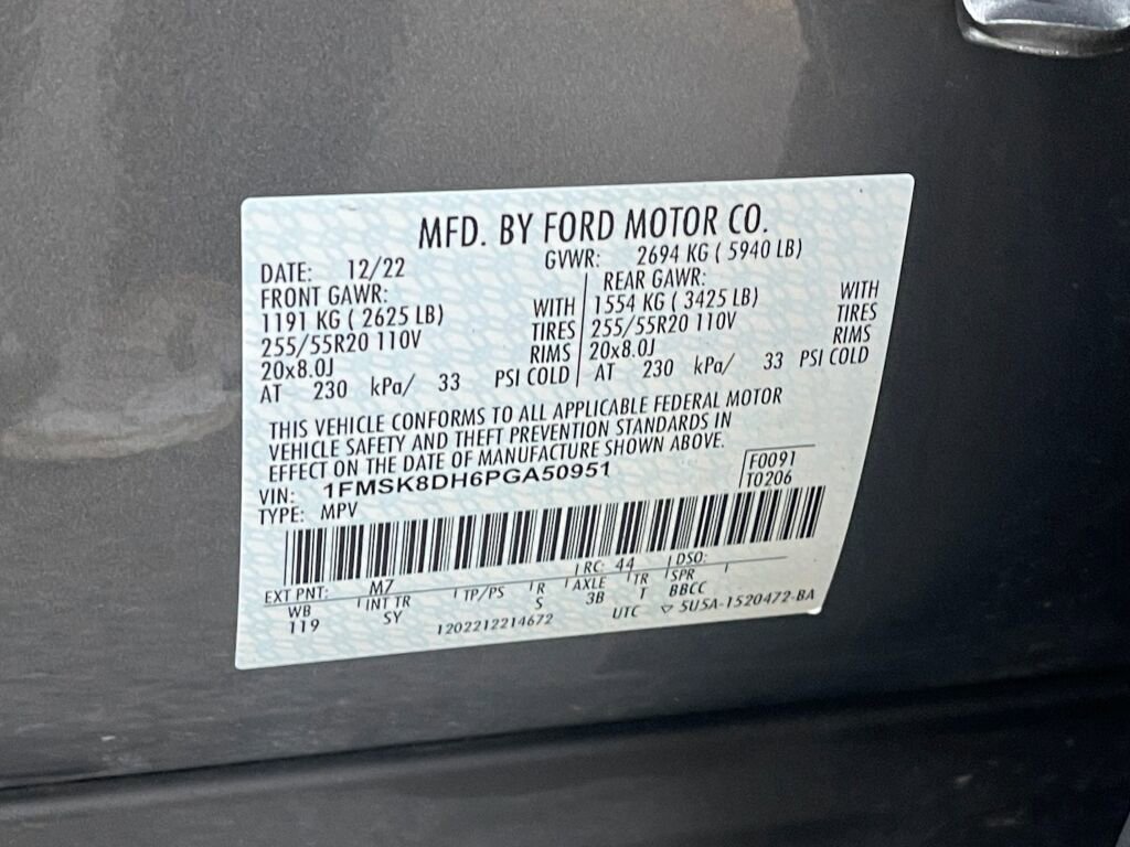 Used 2023 Ford Explorer XLT w/ Equipment Group 202A image 28