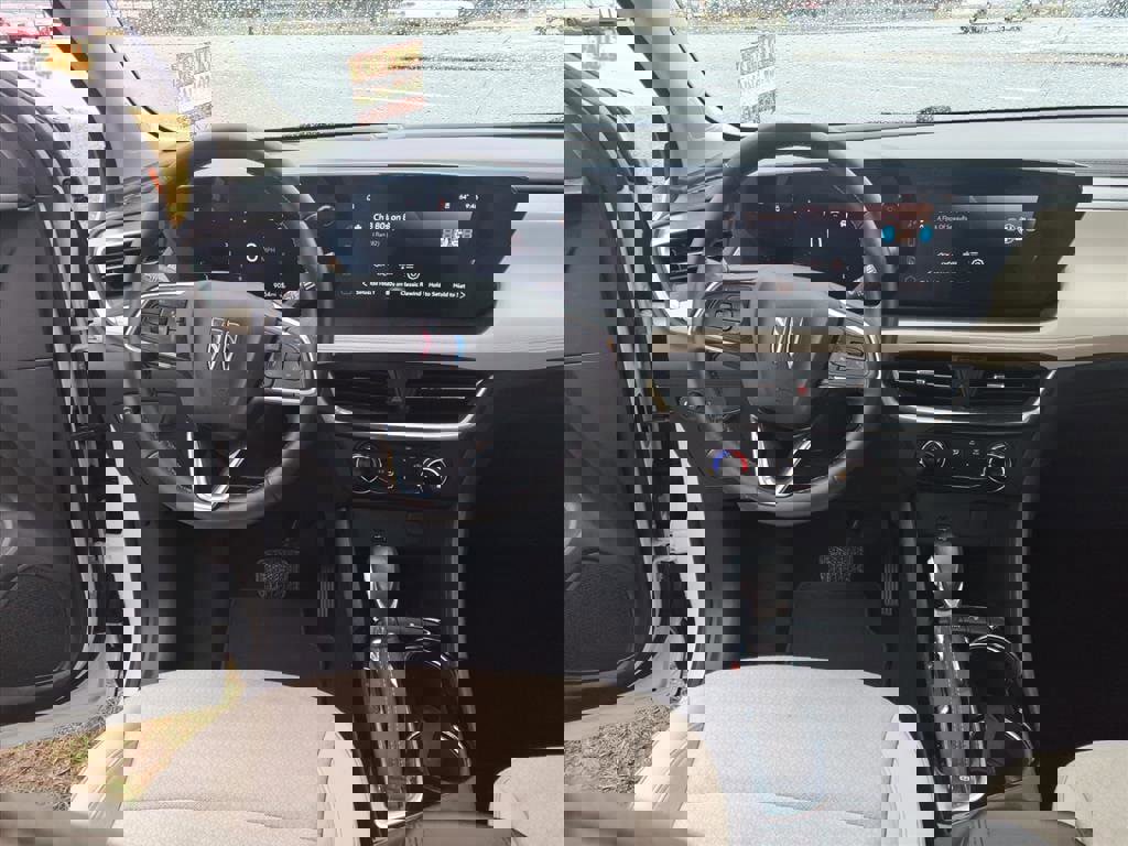 Used 2024 Buick Encore GX Preferred w/ Advanced Technology Package image 12