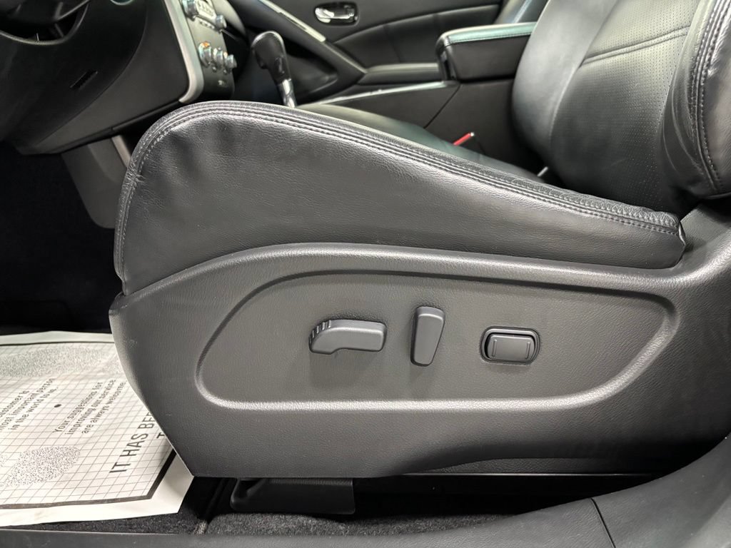 Used 2013 Nissan Murano SL AWD/4WD image 12