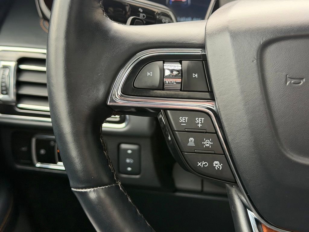 Used 2023 Lincoln Navigator Black Label AWD/4WD image 19