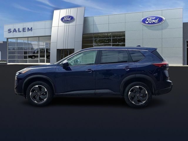 Used 2024 Nissan Rogue SV AWD/4WD image 5