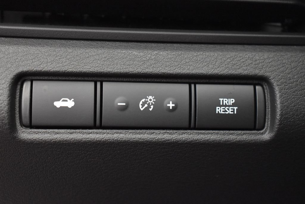 Used 2025 Nissan Altima 2.5 SR FWD image 17