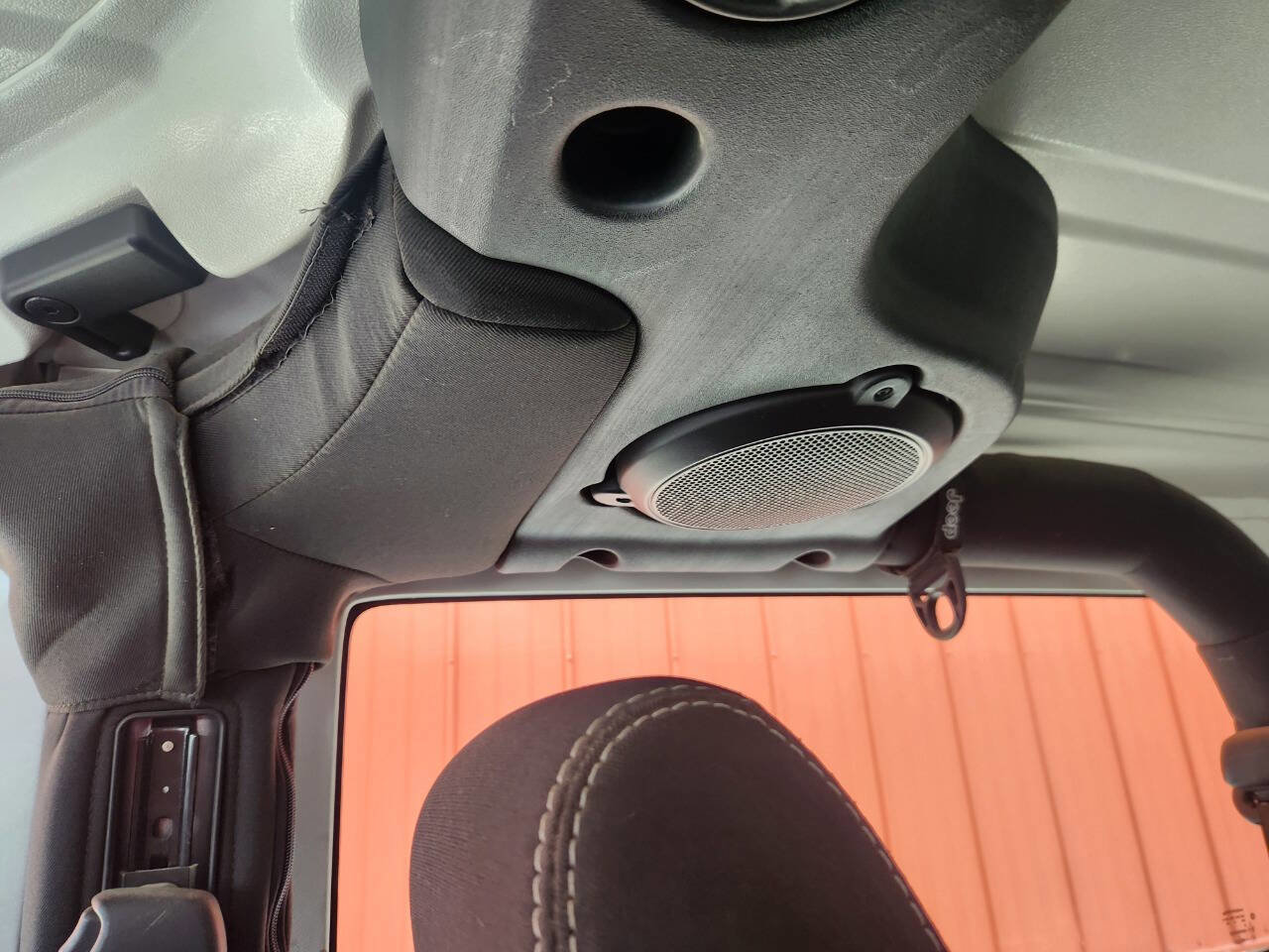 Used 2014 Jeep Wrangler Rubicon w/ Power Convenience Group AWD/4WD image 21