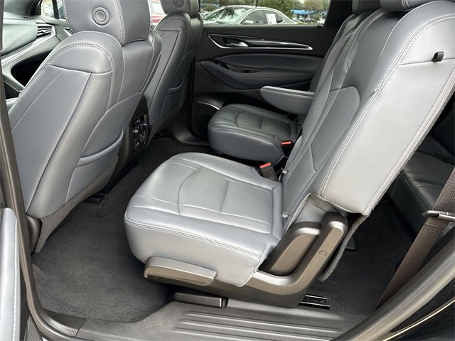 Used 2024 Buick Enclave Premium image 16