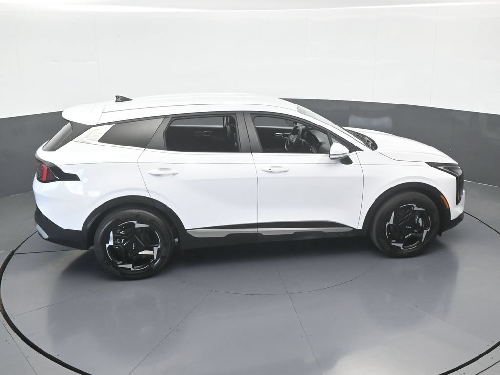Used 2026 Kia Sportage EX FWD image 54