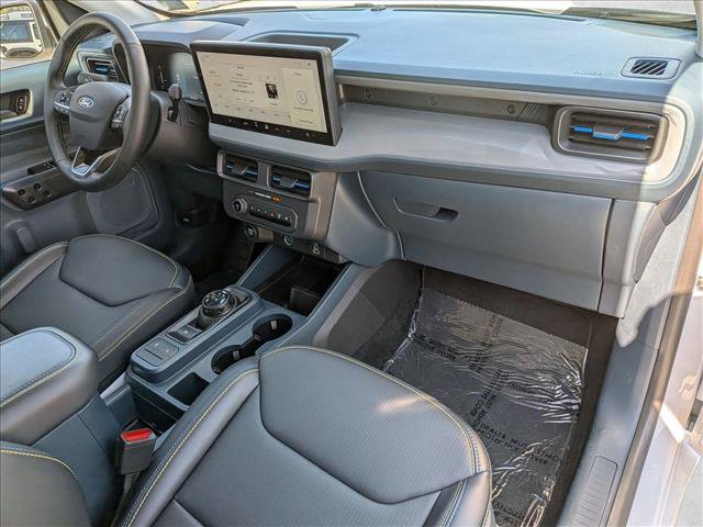 Used 2025 Ford Maverick Lobo AWD/4WD image 21