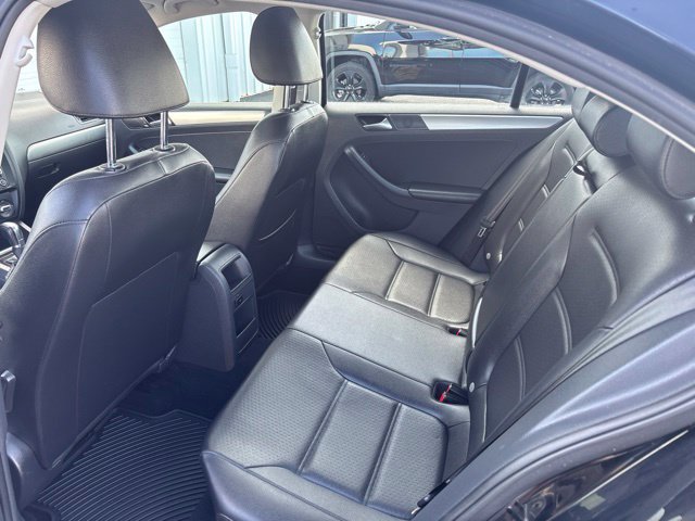 Used 2015 Volkswagen Jetta SE FWD image 21