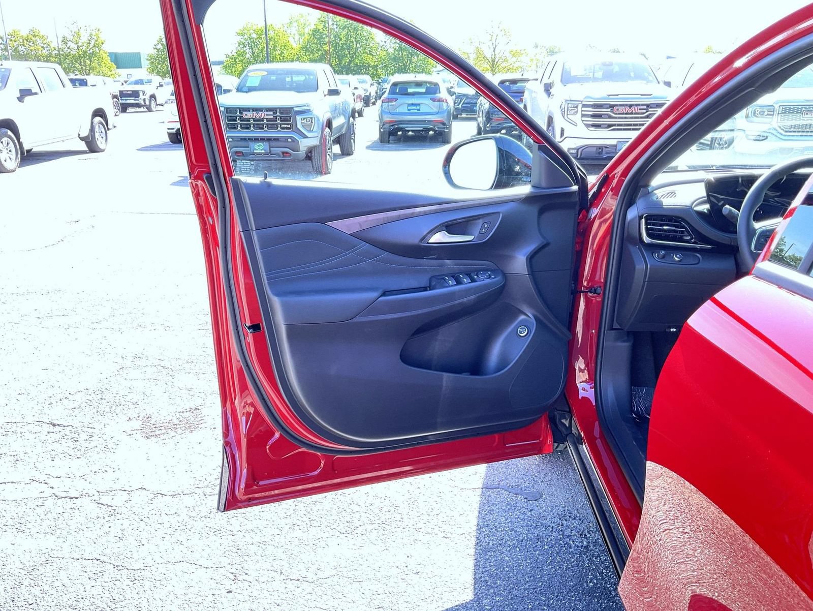 New 2026 Buick Envista Sport Touring w/ Convenience I Package FWD image 9