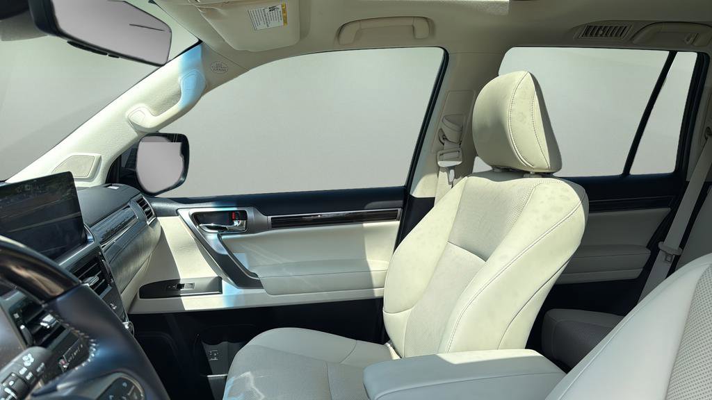 Used 2023 Lexus GX 460 Premium w/ Premium Plus Package AWD/4WD image 13