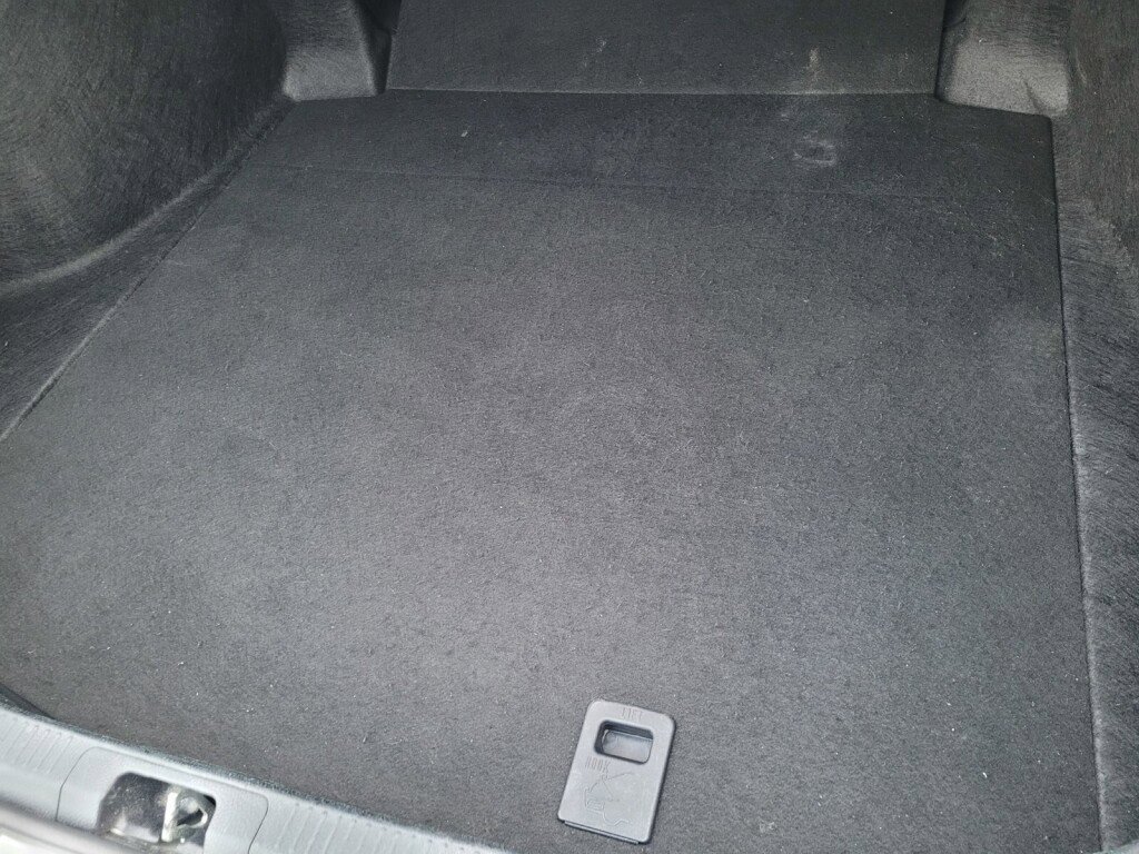 Used 2023 Toyota Camry SE image 11