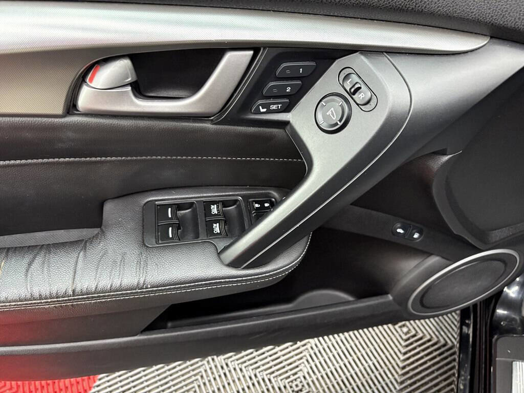 Used 2010 Acura TL SH-AWD image 8