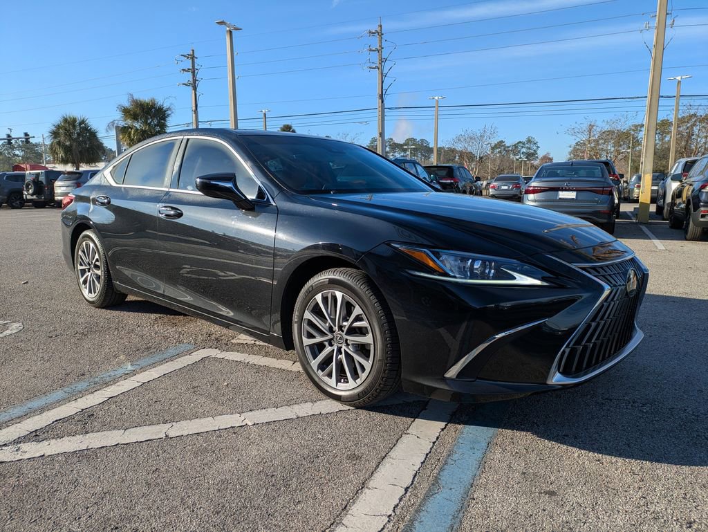 Used 2023 Lexus ES 350 w/ Accessory Package (Z2) image 8