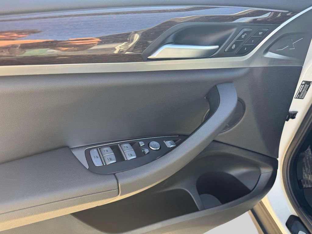 Used 2021 BMW X3 xDrive30i w/ Premium Package image 13